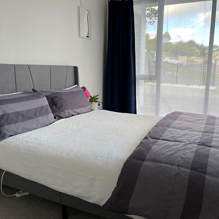 Totara Vale, Free Coffee, Parking And Wifi, Near Glenfield Mall And Highway 18,1 Auckland Exteriör bild